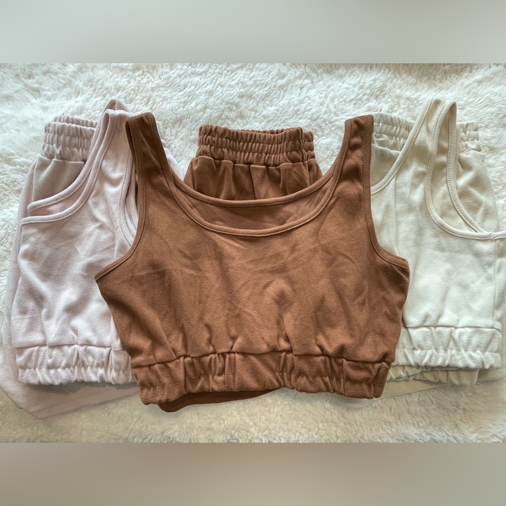 NWOT Amazon Six Piece Matching Cropped Tank & Short Sets Size Medium - Picture 3 of 8